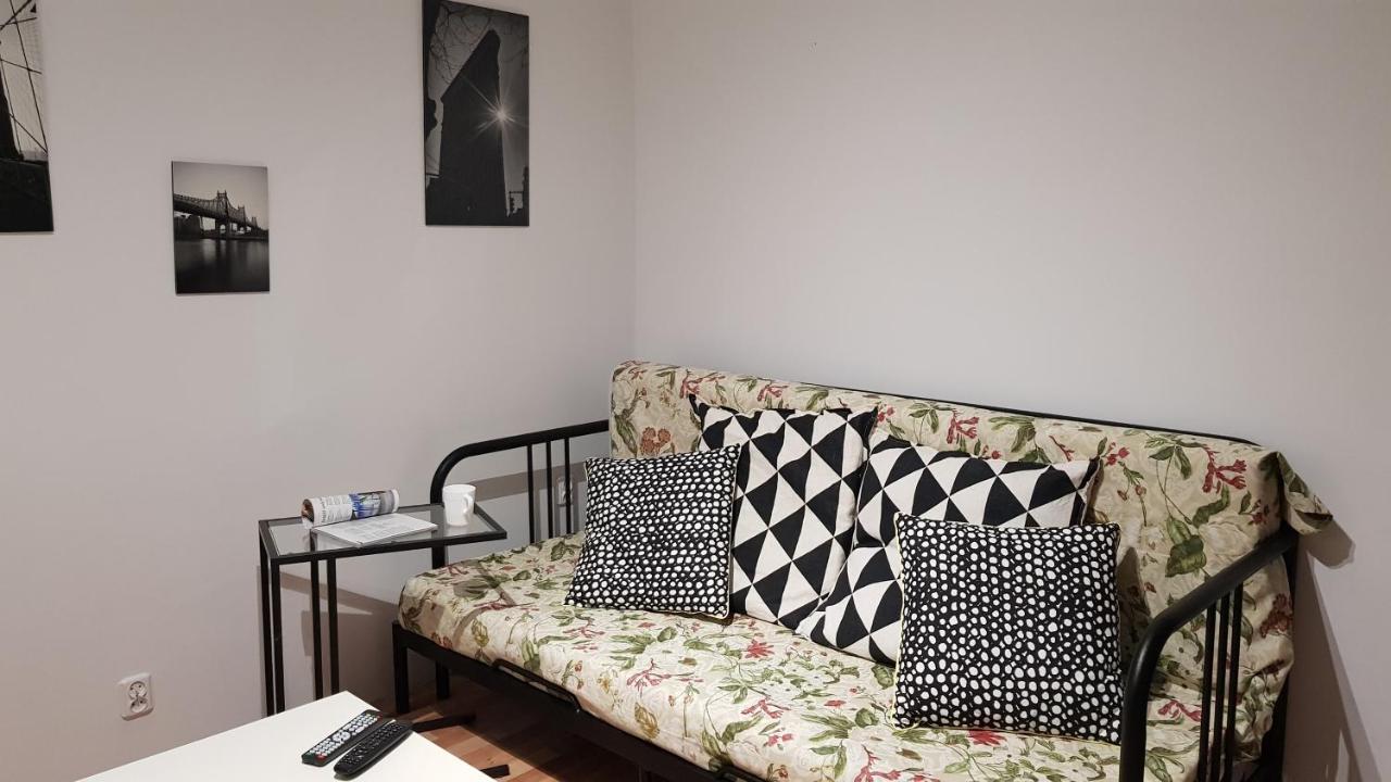 كاتوفيتسه Cozy & Fun Rooms Wojewodzka, Chopina, Damrota المظهر الخارجي الصورة